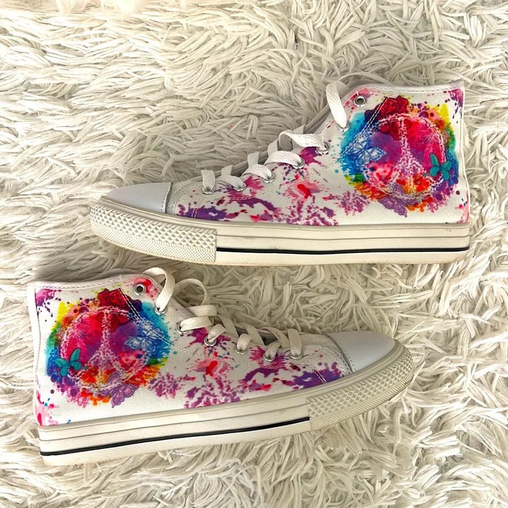 Retro Hippie 70’s Inspired Peace Sign High Top Sneakers Size 7.5